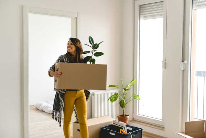 A Financial Checklist Before Moving Out On Your Own